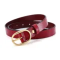 Klassischer roter Damengürtel aus Leder mit schlichter goldfarbener Ovalschnalle perfekt. - 105cm / Rot