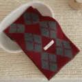 Écharpe tricotée argyle rétro coréenne automne hiver mode chaude carreaux foulard détail - Bordeaux / Écharpe Croisée Argyle