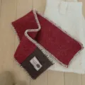 Écharpe d'hiver en tricot colorblock pour femme, cache-cou court en laine avec bordure. - Rouge Brun
