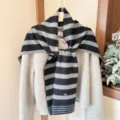 Style coréen tricoté rayures contrastées châle écharpe pull ensemble mode hiver chic - Noir et Gris