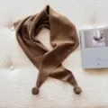 Écharpe en tricot marron avec pompons mignons, foulard d'hiver chaud pour femme style préppy. - Marron Cacao