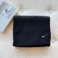 Klassieke zwarte gebreide sjaal voor vrouwen en koppels, zachte wolmix winter warm. - 160cm / Zwart