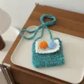 Mini sac bandoulière au crochet fait main pour enfants et femmes avec joli décor floral. - Mini Sac Bandoulière / Vert Lac