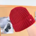 Bonnet en tricot 100% laine rouge pour femme, bonnet d'hiver chaud et épais, style élégant et doux. - Taille unique / Rouge Fuchsia