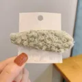 Lindo pasador de pelo rizado felpa otoño invierno clip lateral suave lana de cordero tocado - Clip de Gota / Verde claro
