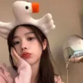 Pluche gans haarband wit, zachte brede hoofdband voor gezicht reinigen, schattige winter accessoire - Witte Zwaan Haarband