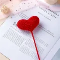 Bouquet di fiori in filato a cuore all'uncinetto regalo per fidanzata e amica. - Cuore-LOVE Rosso