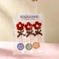 Set regalo di penne a sfera con fiori all'uncinetto fatti a mano in una borsa trasparente. - Penna Fiore Rosso (Set di 3) / Set da 3 Pezzi