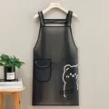 Delantal impermeable de TPU transparente negro con bonito diseño de osito y bolsillo. - Oso Regular / Negro