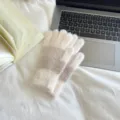 Gemütliche flauschige Strick-Winterhandschuhe für Damen, warmes Wellenmuster für kalte Tage. - Einheitsgröße / Hautfarben