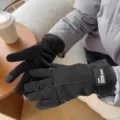 Vista detallada de guantes termicos de invierno para hombre tactiles con forro. - Talla única / Negro