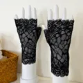 Guanti in pizzo nero senza dita da donna protezione solare estiva traspirante moda - Taglia unica / decorazione in tulle / Nero