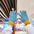 Knitted winter gloves for women, blue warm thermal gloves with yellow cuff design - One Size / Solid Blue