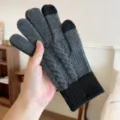 Winter warm thick cable knit touchscreen gloves for women stylish dark grey design - One Size / Dark Gray