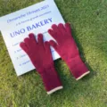Guantes de invierno de punto liso para mujer, gruesos y cálidos para clima frío. - Talla única / Rojo Jujube Oscuro con Borde de Arroz