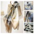 Pañuelo de seda con estampado artístico, diseño de bailarina, cuadrado azul y dorado. - Niña de Ballet