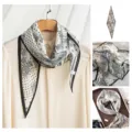 Elegante bufanda de seda de morera con motivo de cachemira en blanco y negro para mujer. - Paisley Blanco Vintage / 145*H45cm