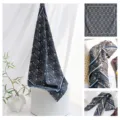 Pañuelo de cuello cuadrado de seda y lana con paisley para mujer elegantes accesorios de otoño - 70x70cm / Borde Azul Marino Retro