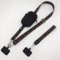 Laniere de telephone universelle avec pochette zippee et sangle large imprime leopard - Pochette Verticale / Crochet Argenté & Anneau de Joint / Noir Brun Foncé & Pochette Noire