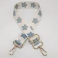 Large sangle de sac de rechange à motif floral bleu et quincaillerie dorée pour sac bandoulière. - Crochet Doré / Imprimé Fleuri Blanc Cassé