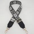 Ασπρόμαυρο εθνοτικό λουρί τσάντας jacquard με χρυσά μεταλλικά αξεσουάρ και ρυθμιστή. - Maύρη Βάση Aç. Γκρι με Γκρι Δέρμα