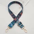 Detalle de correa de bolso estampada étnica, correa cruzada de 2.5cm de ancho con herrajes. - Cola de fénix