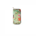 Tropical print long zipper wallet detail, featuring flamingo and toucan pattern and gold hardware. - QBDX027A (Flamingo Print)