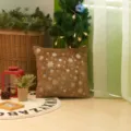 Weihnachtskissen Plüsch Silber Schneeflocke Kissenbezug Gemütlich Sofa Dekokissen - Hellkaffee