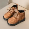 Stivaletti Martin caldi per bambini autunno inverno scarpe in pelle marrone per bimbi comod - Taglia 21 (Lunghezza Interna 13.5) / Marrone giallastro
