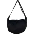 Schwarze Nylon Umhängetasche, große lässige Halbmond Beuteltasche für Damen Alltag. - Mit Anhänger / Schwarz
