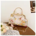 Chinesische Art bestickte Muschel Abendtasche mit Perlen Griff und goldener Kette elegant - Weiß