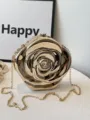 Goldfarbene Rosen Acryl Abendtasche mit Metallkettenriemen für Damen Party Modeaccessoires. - Champagner