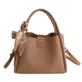 Modische braune Damen Eimer Tasche, weiche Leder Handtasche mit Schal und Schultergurt. - Khaki