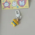 Cute yellow star keychain pendant with white clasp, lovely cartoon style bag charm for gift. - Starfish
