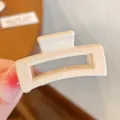 Molla per capelli rettangolare minimalista da donna, piccola pinza chic per acconciature. - Piccola Molla per Capelli Quadrata Beige