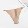 Tanga femme en soie glacée sans coutures avec boucle métallique, slip été respirant. - Chair