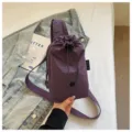 Violette Nylon Sling Brusttasche Freizeit Outdoor leichte Kordelzug Reisetasche Damen - Lila