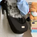 Vielseitige schwarze Canvas Umhängetasche für Damen, leicht und mit grossem Fassungsvermögen. - Ohne Anhänger / Schwarz