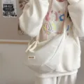 Weiße Canvas Umhängetasche für Damen, große Kapazität leichte Freizeittasche modisch chic. - Ohne Anhänger / Weiß