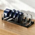 Retractable kitchen cookware organizer rack for pots, pans and lids, countertop storage holder. - 7 Wires / Black