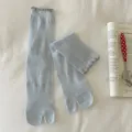 Sommer dünne atmungsaktive hellblaue Zehensocken mit Spitze hohles Design für Damen Mode - Einheitsgröße / Blau