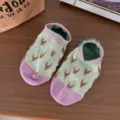 Women Japanese retro color-block polka dot cotton short boat socks, light green variant - One Size / Geometric Polka Dots