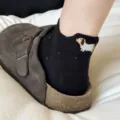Calzini corti neri da donna con ricamo di cagnolino, cotone traspirante per l'estate stile. - Taglia unica / Nero