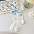 Calzini donna a metà polpaccio con nuvole blu e fiocchi rosa, stile kawaii in cotone. - Taglia unica / Fiocco