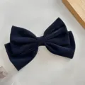 Pince à cheveux nœud en velours pour femme, élégant accessoire bleu foncé, automne hiver. - Barrette à Ressort Nœud Papillon / Bleu Marine