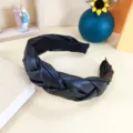 Serre-tête tressé en cuir PU noir, accessoire de cheveux élégant et antidérapant pour femme. - Noir