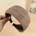 Comfortable wide knitted hair hoop for women, stylish daily wear headband for face washing. - Coffee