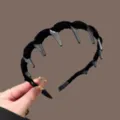 Black velvet claw headband non-slip tooth hair hoop for daily washing face styling accessory - Velvet Wrapped Headband / Black
