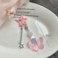 Molletta per capelli a stella rosa Y2K con nappa di perline di farfalla, variante clip laterale. - Rosa