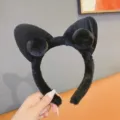 Cute black plush cat ear headband for women, soft fluffy hair hoop for daily wear and washing. - Black